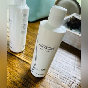 Jan Marini Full Size Bioglycolic Face Cleanser - New - never opened
